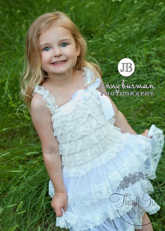 Mariage - White Flower girl lace dress ,baptims dress,1st birthday outfit, Flower girl dresses,Rustic flower girl dress,baby dress,baptism dress.