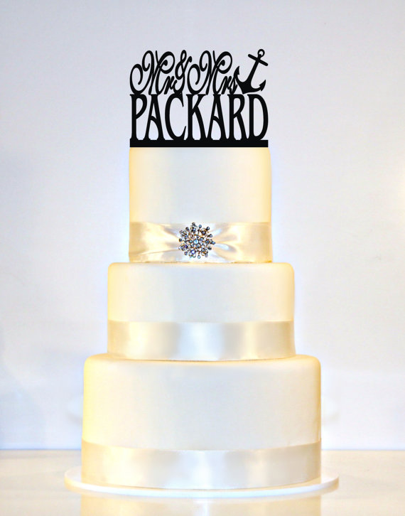 زفاف - Wedding Cake Topper 6" Wide Personalized Mr and Mrs Nautical Monogram with an anchor and your Last Name