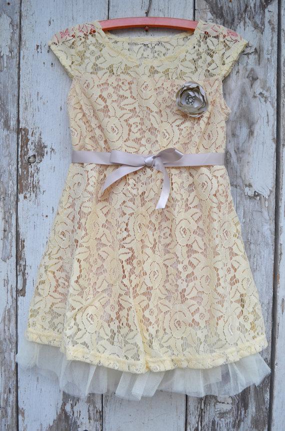 Mariage - Ivory Lace Flower Girl Dress, Lace dress, Rustic lace dress, Toddler Ivory Lace dress,  Vintage Style Dress Shabby chic