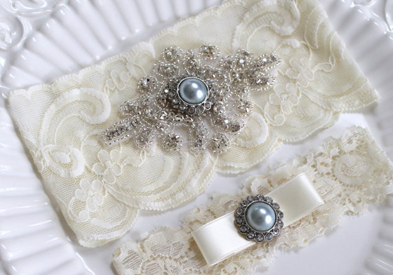 Hochzeit - Bridal rhinestone applique heirloom garter set. Cream/ Ivory stretch lace Something Blue Pearl wedding garter. ELOISE
