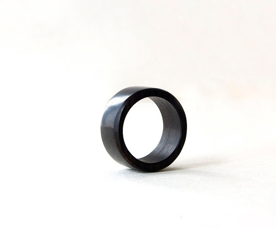 Mariage - Black Ring, Black Ebony Ring, Men Wedding Band, Wedding Rings, Unisex Ring, Wooden Wedding Jewelry, Ebony Jewelry, Holiday Gift