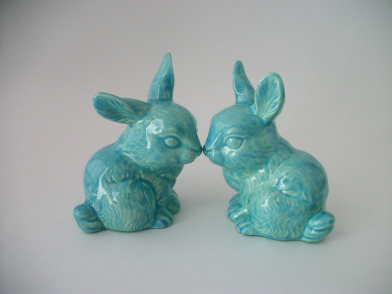 Mariage - Bunny Wedding Cake Toppers in Turquoise or Color of Choice, Wedding Gift, Anniversary Gift, Easter Decor, Home or Garden Decor