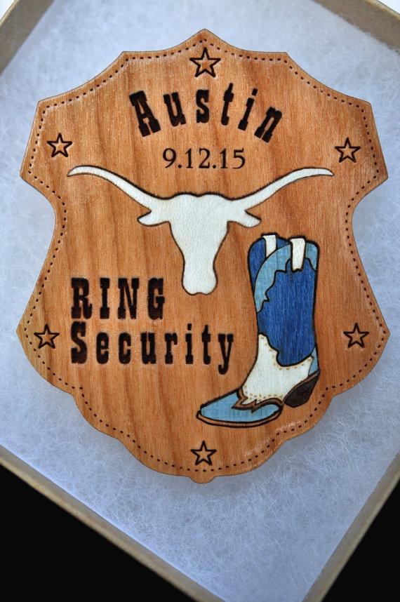 زفاف - Ring Security Badge,Ring Bearer Badge,Ring Bearer Gift,Personalized Ring Bearer Badge,Wooden Hand Inlaid Badge