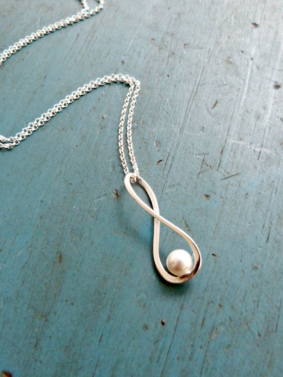 زفاف - Infinity Pearl Necklace Mother of the Bride Gift Infinity Jewelry Swarovski pearl Bridal Jewelry Bridesmaid Gift