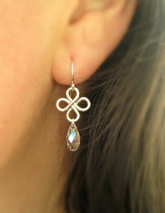 زفاف - Silver Dangle Earrings Crystal Drop Earrings Bridal Jewelry Bridesmaid Gift Tie the knot Gift Celtic Knot Four leaf clover Crystal Earring