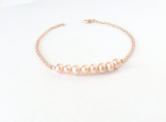Wedding - Pearl Bracelet Blush Freshwater Pearl Rose Gold Bracelet Bridesmaid Gift Bridesmaid Jewelry Mother of the Bride Jewelry Graduation Gift