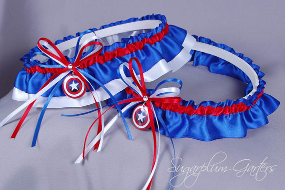Hochzeit - Captain America Wedding Garter Set