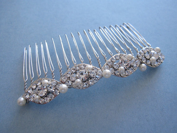 Mariage - Bridal hair comb wedding accessories pearl wedding hair accessories bridal hair jewelry wedding hair comb pearl bridal comb wedding jewelry