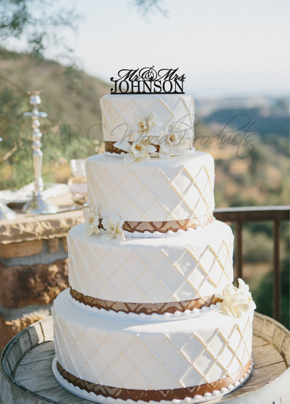 Wedding - Wedding Cake Topper Personalized Mr and Mrs Cake Topper Wedding Cake Topper