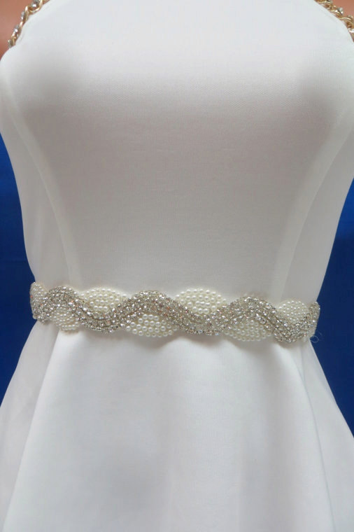 Свадьба - Rhinestone Pearl  Sash, Wedding  Gown Accessory, Bridal Pearl Sash,  Bridal Pearl Belt, Wedding Dress Accessory, Pearl Dress Sash