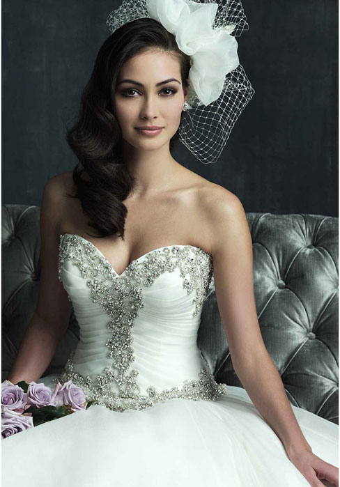 Hochzeit - Elegant & Luxurious Lace-up Sleeveless Wedding Dress