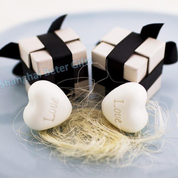 زفاف - Black Ribbon Heart Shaped Soap Favor in Exquisite Gift Box