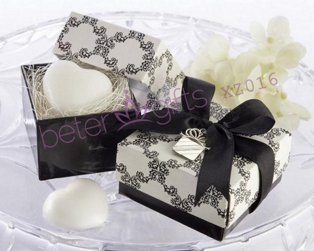 Mariage - Sweet Heart Wedding Gift, Heart-Shaped Soap Wedding Favor XZ016