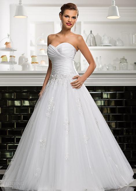 Mariage - 2015 White Wedding Dresses A-Line Pleated Chapel Train Ball Gowns Sweetheart Tulle Applique Bridal Ball Dresses Custom Vestido De Novia Online with $128.17/Piece on Hjklp88's Store 
