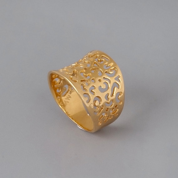 زفاف - Gold Filigree Ring, Gold Ring, Vintage Style Ring, Statement Ring, Gold Lace Ring, Bridal Jewelry, Wide Ring - Golden Victorian Lace Ring