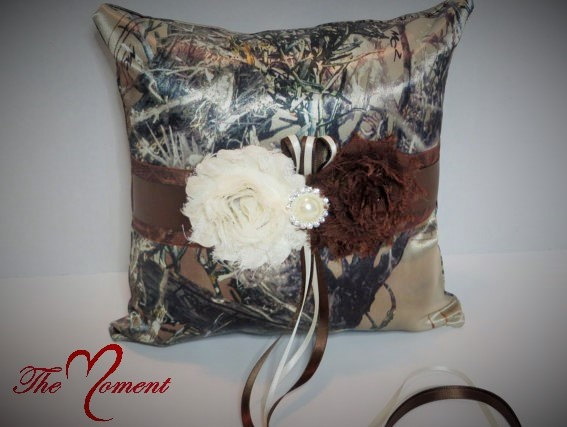 Hochzeit - Camo Ring Bearer Pillow, Gold/Brown True Timber Ring Bearer Pillow with Brown Accents, Wedding Ring Bearer Pillow
