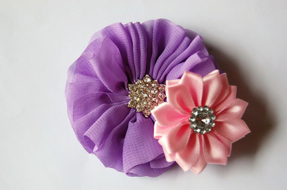 Mariage - Dog collar flowers. Dog collar, dog collar bling, collar Flowers, Wedding Dog Flowers, Bows for Dogs, Dog Bows, Pet flower, purple and pink