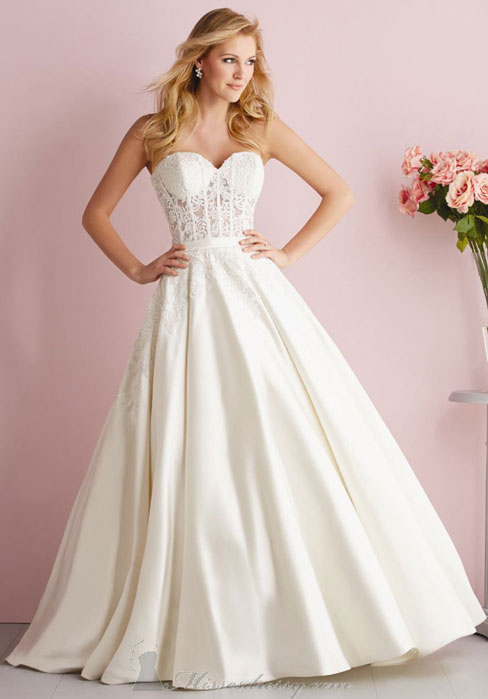 Hochzeit - Chapel Train Natural Waist Sweetheart Taffeta,lace A-line Wedding Dress