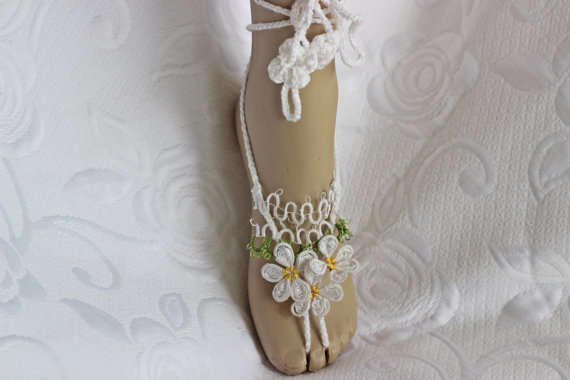زفاف - Tatting Lace Barefoot Sandals, Wedding party shoes-Bridal Foot jewelry-Wedding Accessory-Bridal shoes-footless sandals
