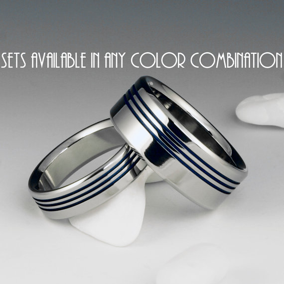 زفاف - Titanium Wedding Band Set - Engagement Ring Set - Flat Profile - Three Off Center Blue Pinstripes