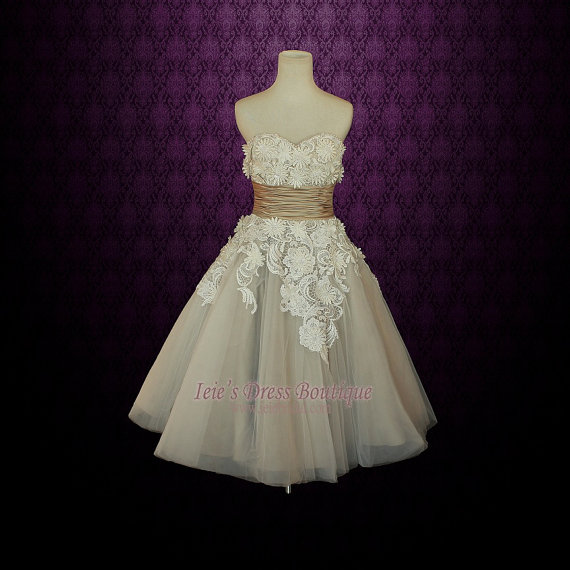 زفاف - Retro Vintage 50s Mocha Sweetheart Short Tea Length Wedding Dress with Daisy Flower Applique 