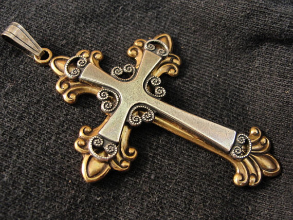 زفاف - Christian Jewelry, Wedding Party Gifts, Cross Pendant, Religious Gift, Large Pendant