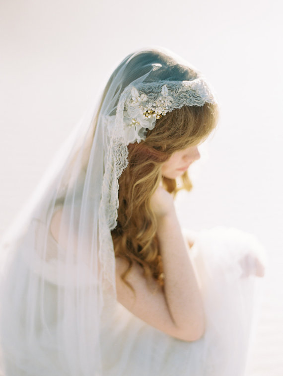 زفاف - Wedding Veil, Mantilla Veil, Metallic Lace, Ivory Veil, Cathedral Length Veil - Style 405