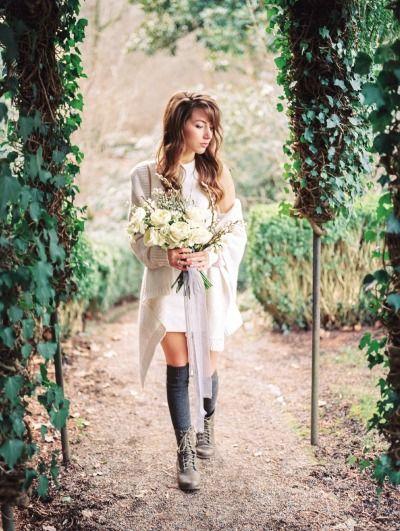 Wedding - Cozy Winter Bridal Inspiration   Bouquet Recipe