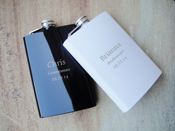 Hochzeit - Custom Flask 8 oz., Personalized Flask, Engraved Flask, Hip Flask, Black and White Flask: Groomsmen, Bachelor, Bridesmaid, Wedding Party
