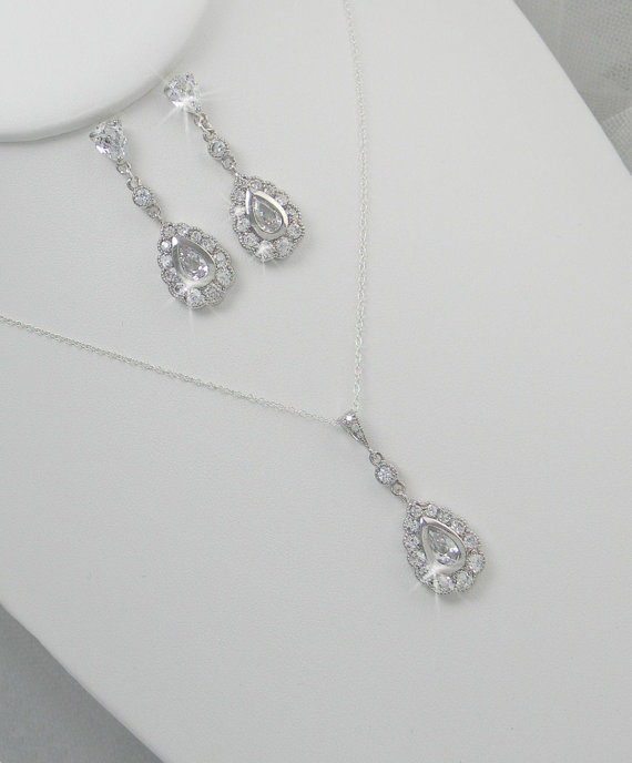 Mariage - Crystal Bridal Set. Bridesmaids Jewelry Set, Crystal Pendant and Earrings, Wedding Jewellery, Heather Bridal Jewelry SET