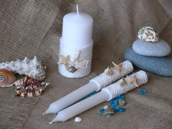 Hochzeit - White  Wedding Beach Unity candles with shells and starfish / set of 3 / with rope /  white /