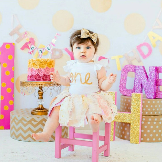 Hochzeit - Glittery Bow Headband , Gold Headband, Birthday, cake smash, 1st birthday, baby girl birthday, birthday, bride, wedding, Bachelorette