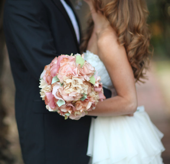 زفاف - Tea-Stained Fabric Bouquet, Bridal Bouquet - Large Fabric Flower Bouquet, Vintage Wedding, Heirloom Bouquet