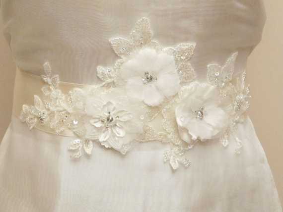 Wedding - Ivory Beaded Flower Belt Bridal Wedding Sash Bridal Ivory 3D Applique