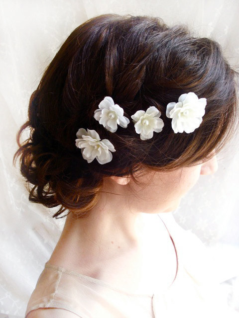 Wedding - white flower hair pins, white bridal hair accessories - FALLEN STARS - wedding hair clips, bridal flower accessories, bridesmaid