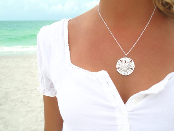 Hochzeit - Sand Dollar Necklace Silver Sand Dollar Pendant Necklace Sand Dollar Jewelry Sand Dollar Wedding Sterling Silver Necklace Gift for Her