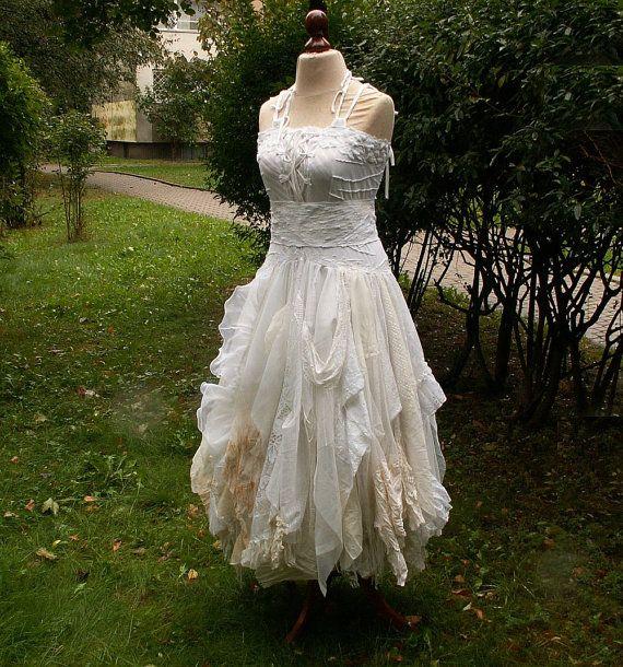زفاف - Alternative Upcycled Wedding Dress With Pieces Of Hand-dyed In Tea Fairy Tattered Romantic Upcycled Woman's Clothing Shabby Chic Funky Eco