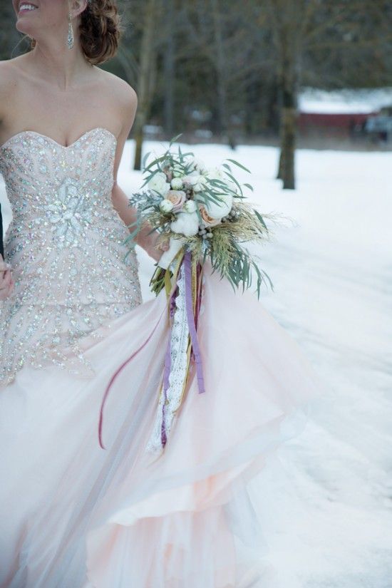 Свадьба - Gorgeous Wintery Candlelit Ceremony