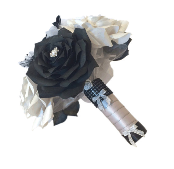 Hochzeit - Black and silver wedding bouquet, Silver Paper flower bouquet, Black Fake flower bouquet, Faux flower bouquet, Feather bouquet, silk bouquet