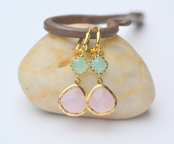 Mariage - Mint Green and Pink Ice Teardrop Gold Drop Bridesmaids Earrings.Holiday Jewelry. Christmas Gift.