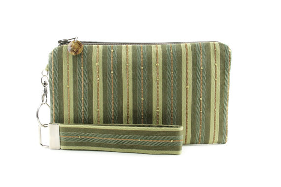 Hochzeit - Striped clutch - green small purse - summer bag for women at beach wedding - pouch & key fob handle - zipper wristlet - recycled fabric bag
