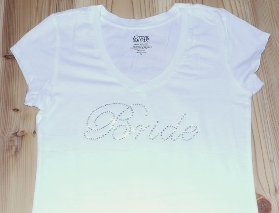 Свадьба - Bride T-Shirt Top. Shirts .Team bride. Bachelorette Party . Bridesmaid. Maid of Honor. Matron of Honor. Wedding Bridal Party V-Neck.