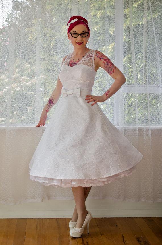Mariage - 1950s Rockabilly Wedding Dress 'Gayle' with Lace Overlay, Tea Length Skirt and Petticoat - Custom made to fit