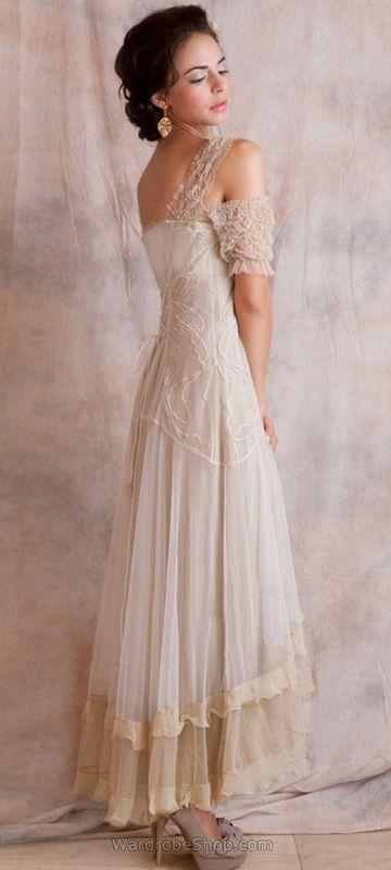 Hochzeit - Wardrobe Shop Gets A New Bridal Couture Line