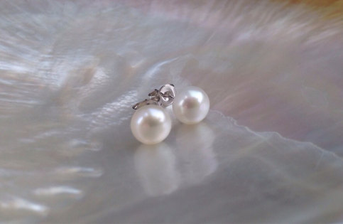 Hochzeit - 8mm Genuine AAA Pearl Earrings,Genuine Pearl Studs, Genuine Pearl Earrings, Genuine Pearl Stud Earrings, Freshwater Pearl Studs, 925 Silver from ADARNA GALLERY