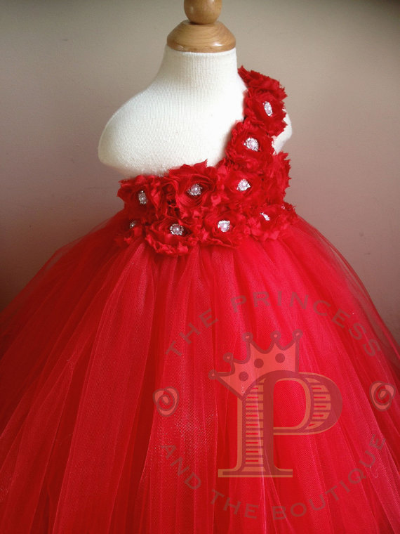 Mariage - Red flower girl dress, red tutu dress. www.theprincessandthebou.etsy.com