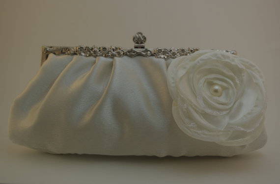 Mariage - Ivory Bridal Clutch - Flower Wedding Clutch - Ivory Wedding Clutch - Satin Clutch - Bridal Handbag - Formal Clutch - Ivory Wedding Purse