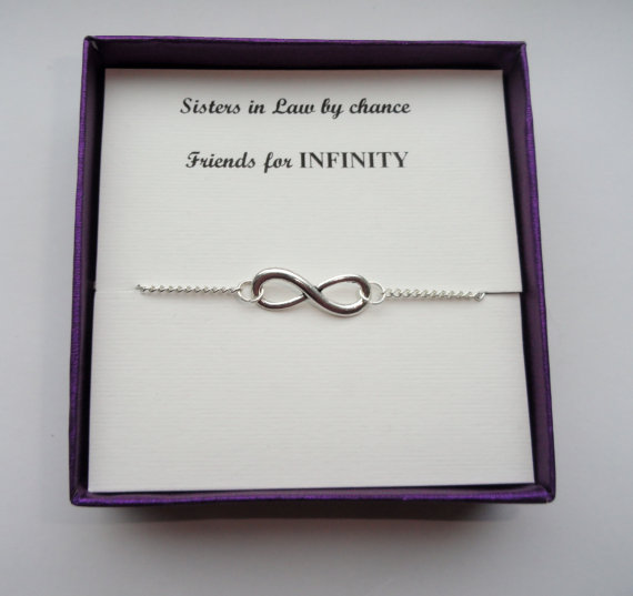 Mariage - Sister in law gift, Silver infinity bracelet, Silver infinity bracelet, Infinity bracelet, Infinity jewelry, Bridesmaid gift,Gifts