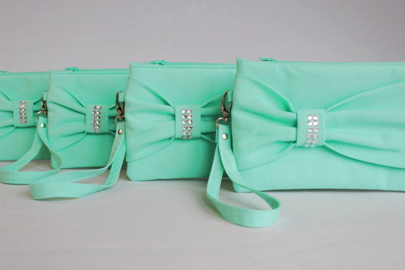 زفاف - Promotional sale   -  SET OF 8  - Mint  Bow wristelt clutch,bridesmaid gift ,wedding gift ,make up bag,zipper