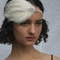 Hochzeit - GATSBY WEDDING Headpiece, Beige OR Cream Feather, Great Gatsby Headband, Silver Swarovski, for 1920s dresses, Flapper Headpieces